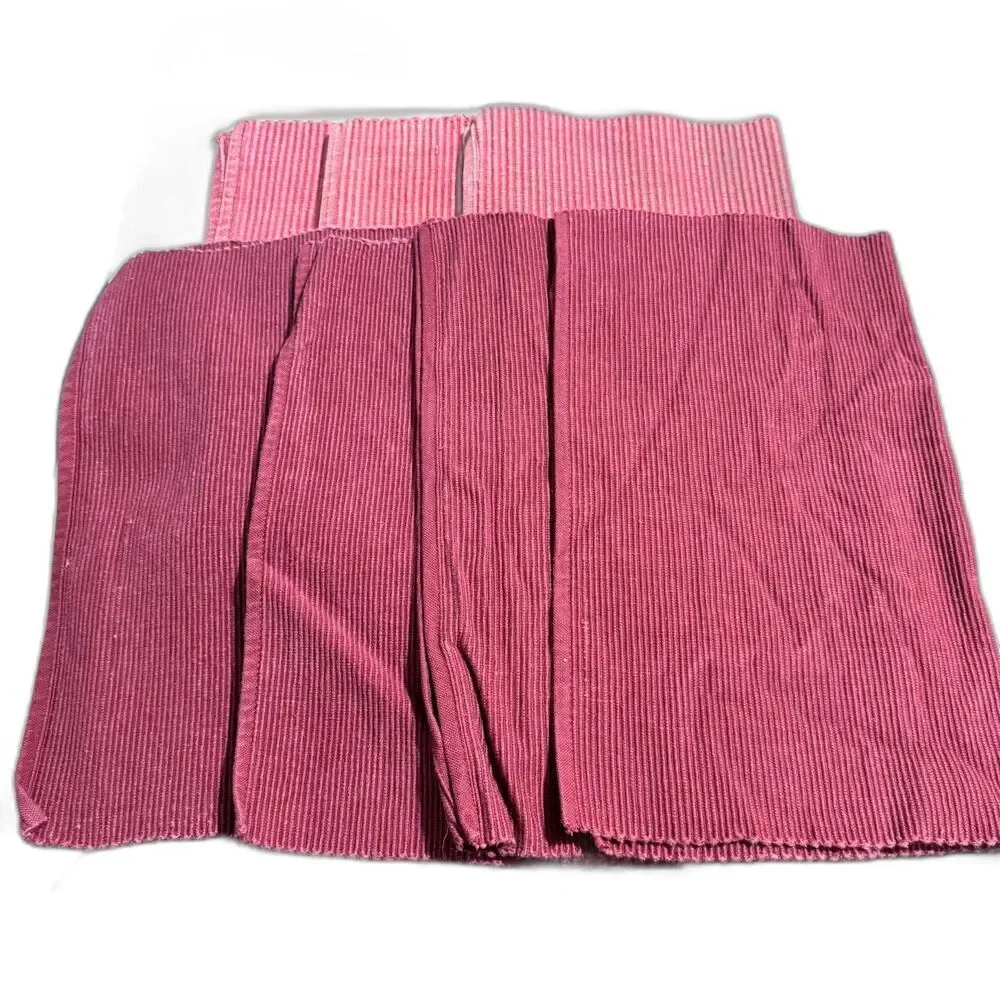 Placemats Kitchen Linens Set of 7 Red Ribbed Rectangular Holiday Place Setting